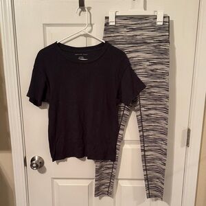 American Eagle Outfitters Black Tee with Legging Set